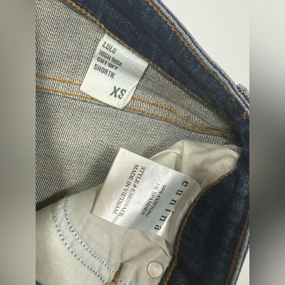 Eunina Blue Distressed Jean Shorts 🩳 💙
99% COTTON ✅ - Picture 8 of 9